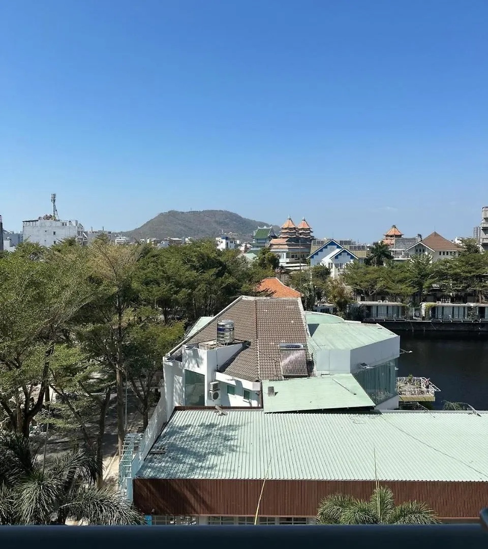 Golden 2 Hotel Vung Tau 0*,  Vietnam